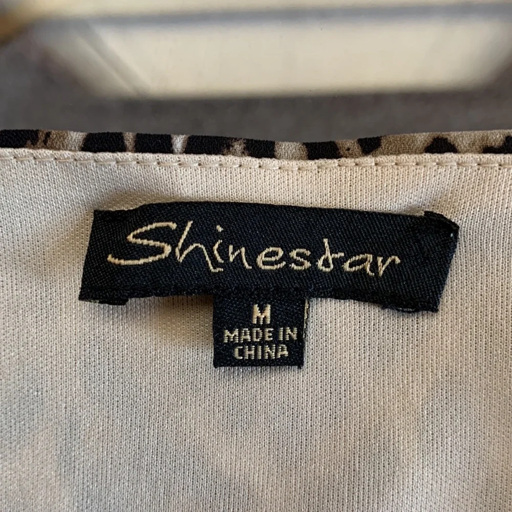 Shinestar Leopard Top - Picture 6 of 14